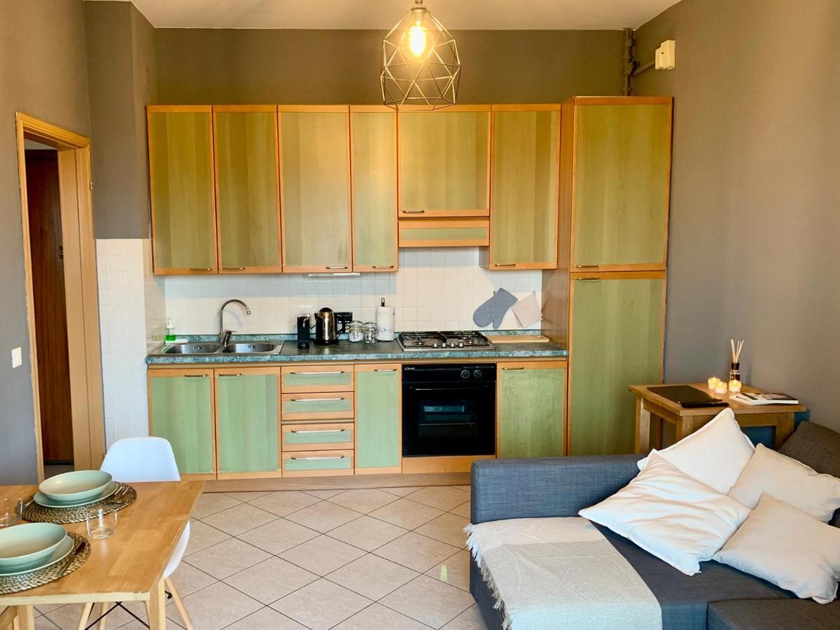 Gius' Apartment Elegante Vicino Ospedale Biella Gaglianico Extérieur photo